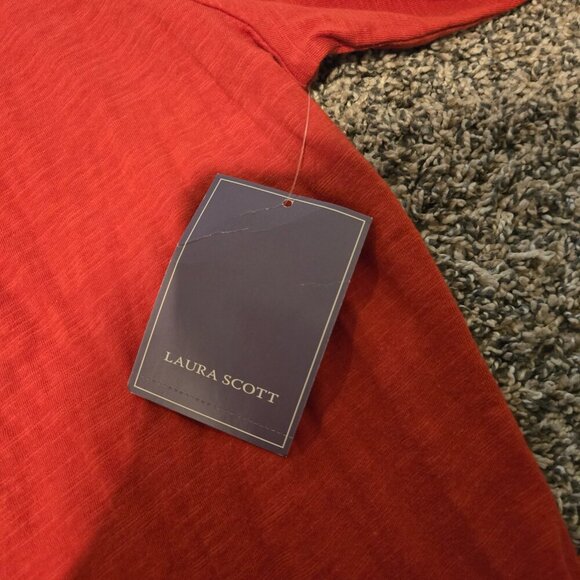 NWT Laura Scott Embroidered Knit Top Fire Island Red L - Picture 2 of 7